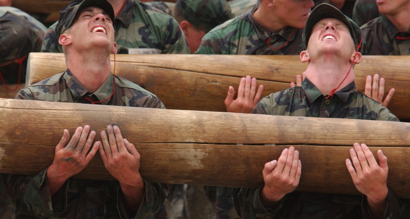 «Золотой дух»: в каких случаях «деды» в советской армии не трогали новобранцев - актуально и сегодня