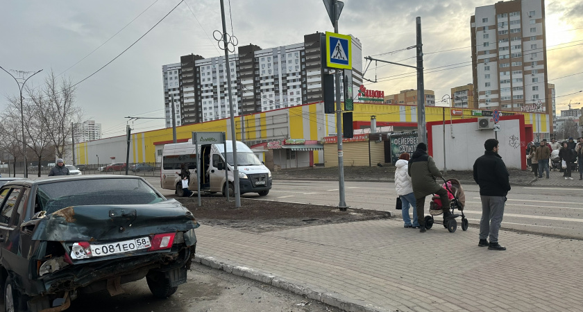 Две смерти и более двадцати пострадавших зарегистрировали на рязанских дорогах