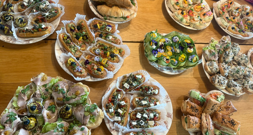 К Новому Году неделями не готовлюсь: за 20 минут делаю 4 шикарных салата — гости в восторге, а я не устала