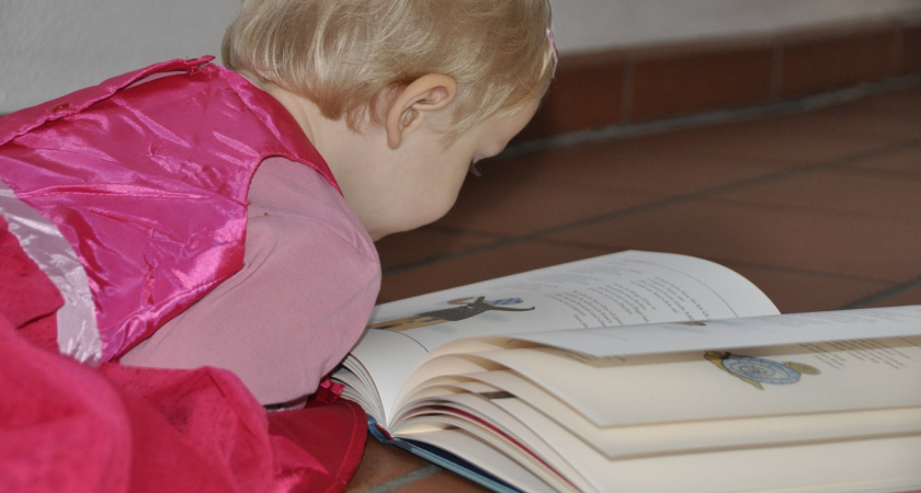 Почему в детских сказках есть бабки и дедки, но нет мам и пап: вот в чем кроется сказочная философия - полезно знать всем родителям