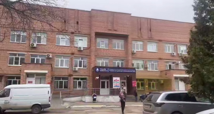 Поликлиника в запущенном состоянии, а жалобы рязанцев копятся годами: проверка показала полную разруху