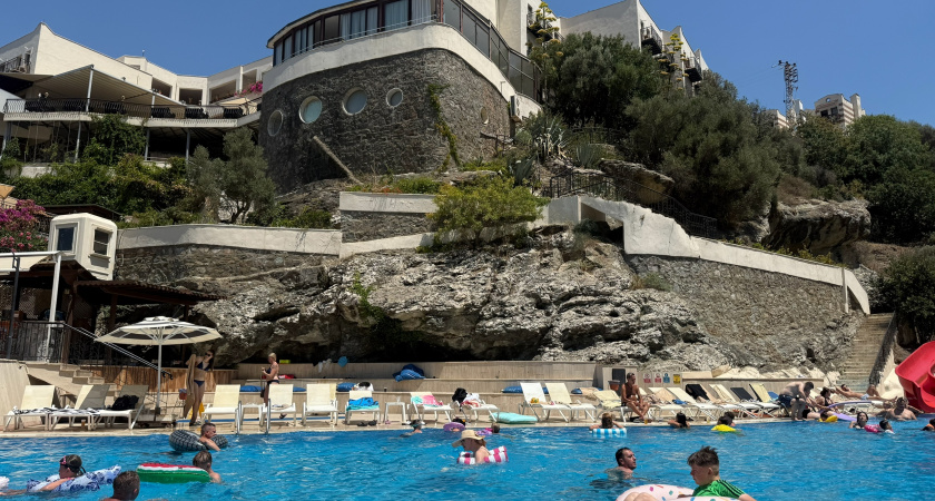 Повар в египетском отеле рассказал, что делают с недоеденной едой со шведских столов - жаль раньше не знал