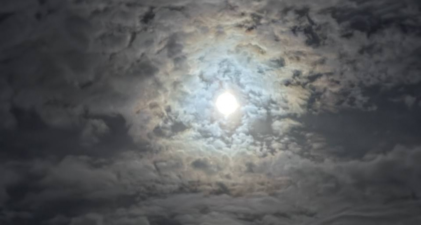 Рязанскую область ожидают Суперлуние, метеорный поток и виды Сатурна