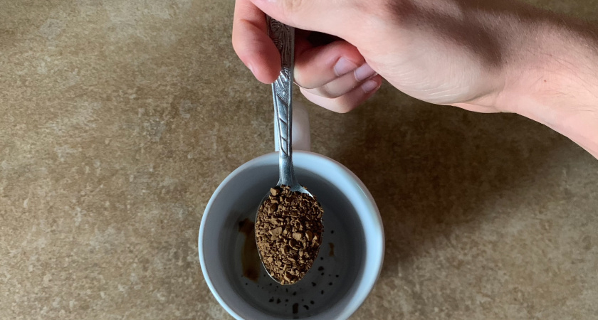 По совету знакомой добавила в кофе плавленный сыр - обомлела от преображения вкуса