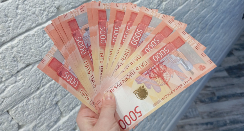 Какие были зарплаты в СССР в пересчёте на сегодняшний день - посчитал и обомлел от цифр