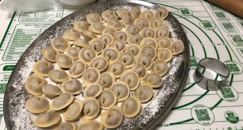 Пельменное тесто теперь делаю новым способом: по совету знакомой применяю хитрый трюк - вкус и аромат обалденный