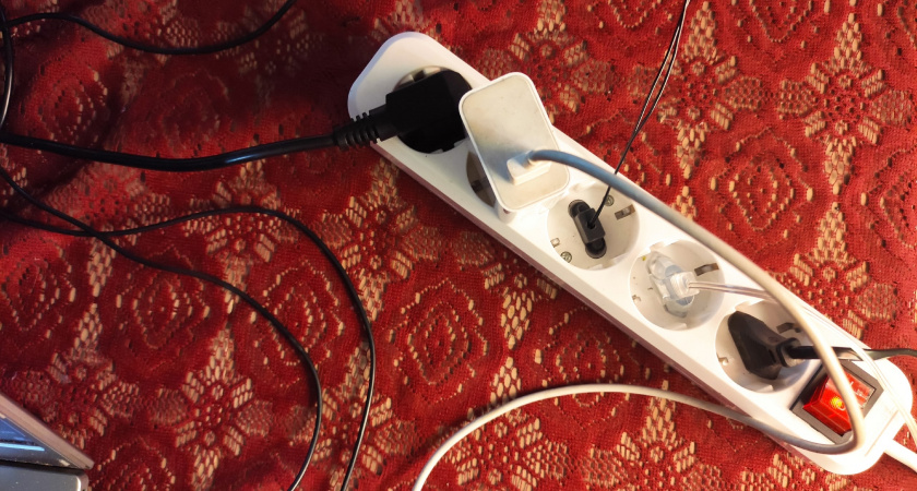 Почему дешёвые удлинители опаснее, чем кажется - вот где кроется угроза, которую не видно