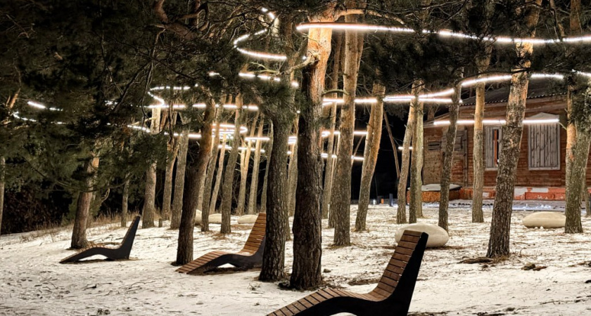 «Атмосферно, но странно»: рязанцы по-разному оценили подсветку на Спасской набережной