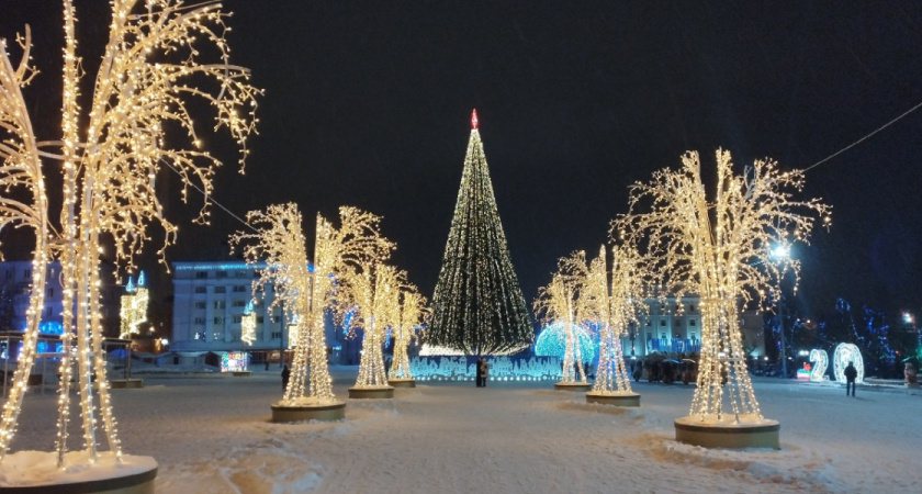 Вопреки запрету, в Рязани жители запускали новогодние салюты