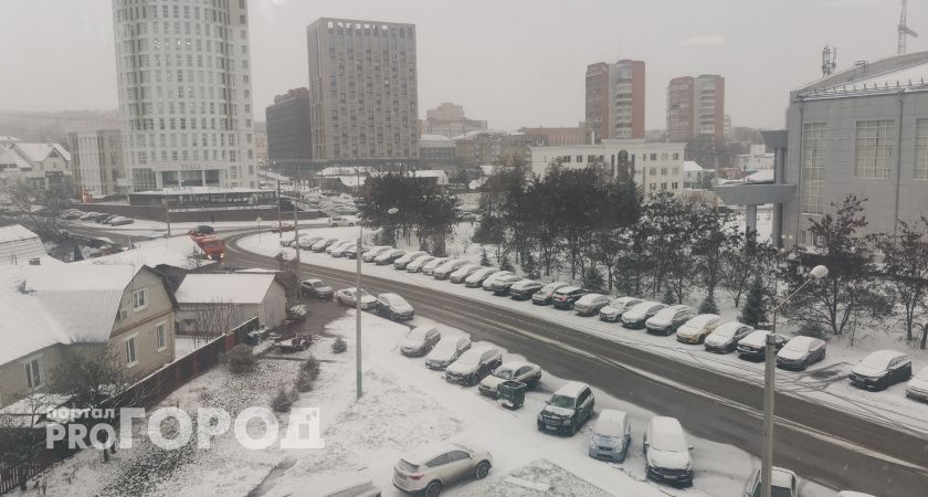 «Призывают к осторожности, но ездить негде»: рязанцы жалуются на состояние дорог