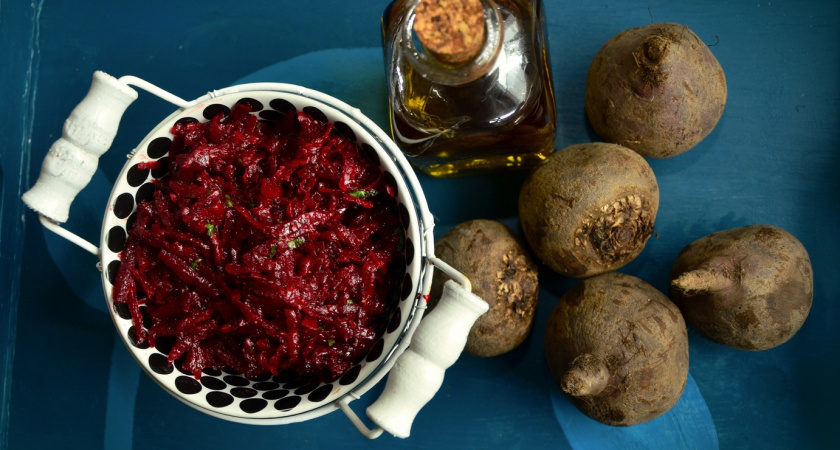 Больше не варю свеклу на салаты: друг повар научил готовить свеклу вкуснее и проще - они у себя в ресторане делают только так