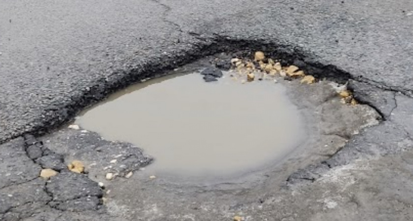 Рязанских водителей предупреждают об опасных ямах на Северной окружной дороге