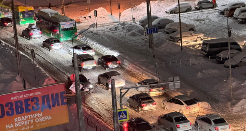 Сегодня утром рязанцы встали в 10-балльные пробки