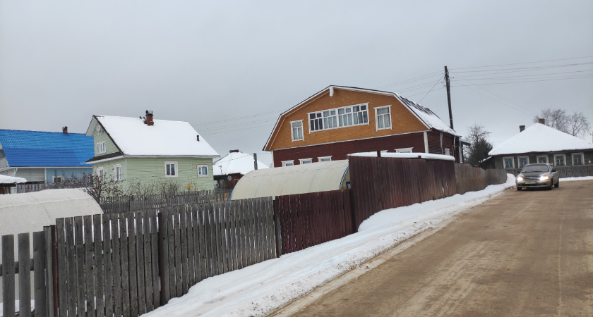 Почему в деревне стали покупать дорогие дома, которые не продавались годами - называю неочевидную причину