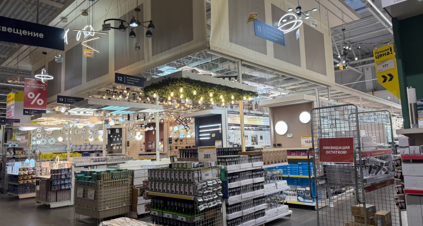 Заглянул в Леруа и заметил, как мужики буквально сметают с полок болгарки с ценником, как на детский подарок - вот что за инструмент сегодня