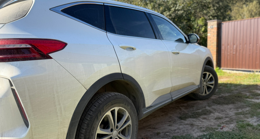 Менеджер Lada: люди смотрят на новый Largus и со смехом уходят за Haval М6