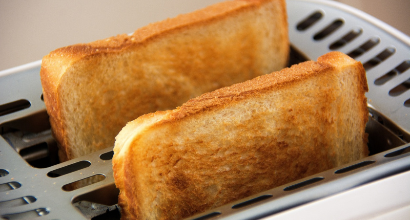 Не яичница с беконом и не сладкие хлопья: ученые поставили точку в споре - какой из завтраков самый вредный