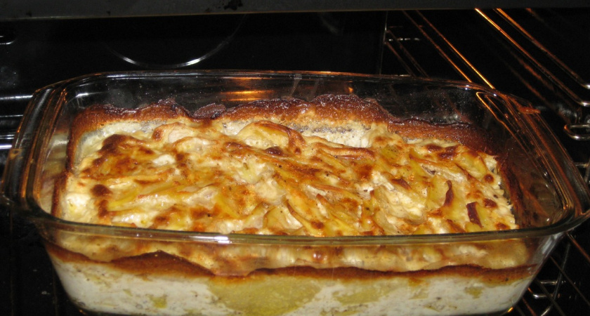 Пачка творога 9% и 10 минут готовки: пышная творожная запеканка без мороки у плиты — невозможно оторваться от творожной вкуснятины