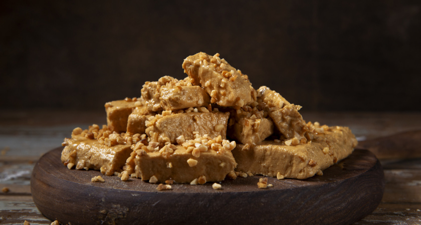 Это лакомство к завтраку готовлю пока закипает чайник: в 2 раза вкуснее халвы и полезнее - намного проще, чем вы думаете