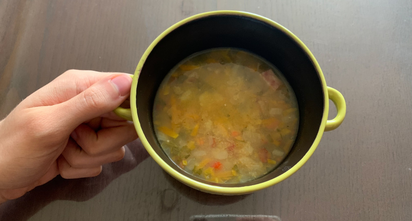Ученые назвали самый вредный суп: его готовят и любят почти в каждой семье - жаль не знала раньше