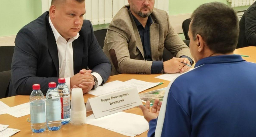 Мэр Рязани выслушал рязанцев на личном приеме