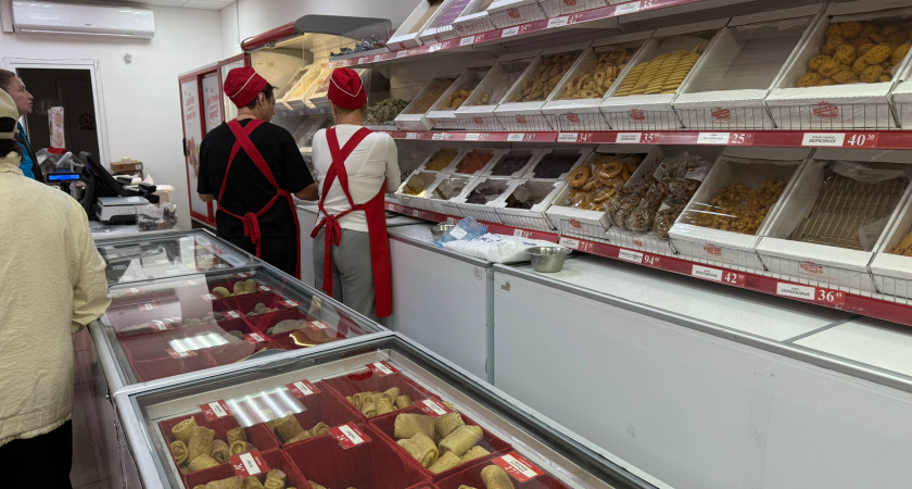 Не хочу весь день стоять у плиты на Масленицу: купила в "Ермолино" три вида блинов - вот чем поразил состав полуфабрикатов