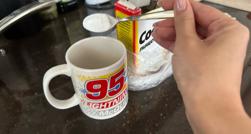 Эффективное народное средство против тараканов: рассказываем, как использовать кофе и соду для защиты кухни