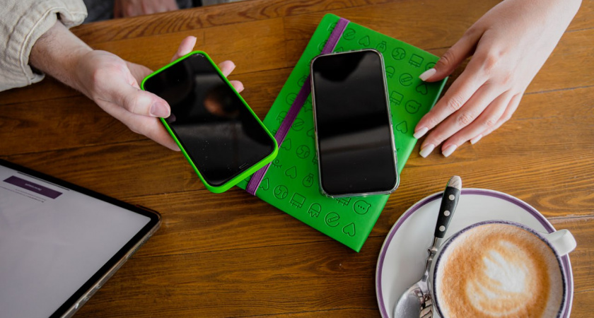 Как распознать мошенников, которые предлагают «продлить договор с оператором»