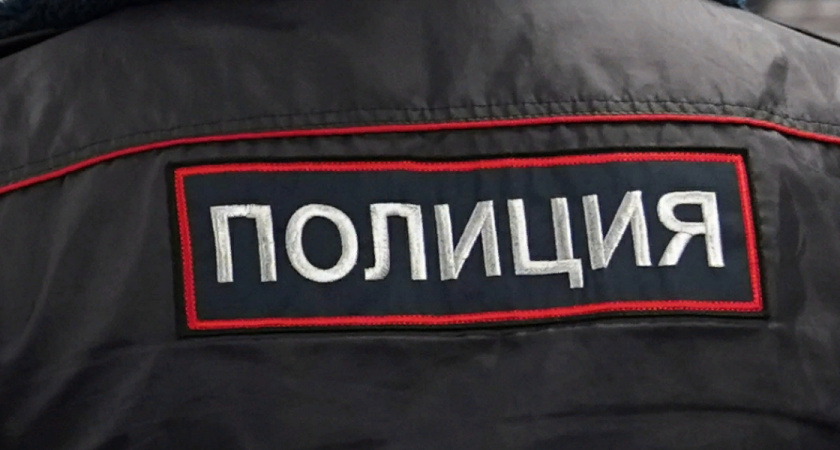 В Рязанской области мужчина угрожал лопатой пришедшим в гости родственникам