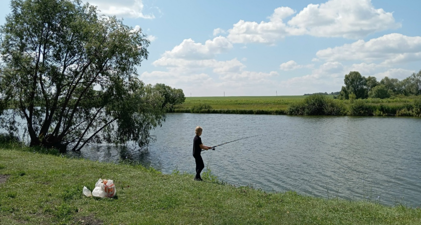 Немец попал на русскую рыбалку — одна привычка удивила деревенских мужиков: финал рассмешил всех