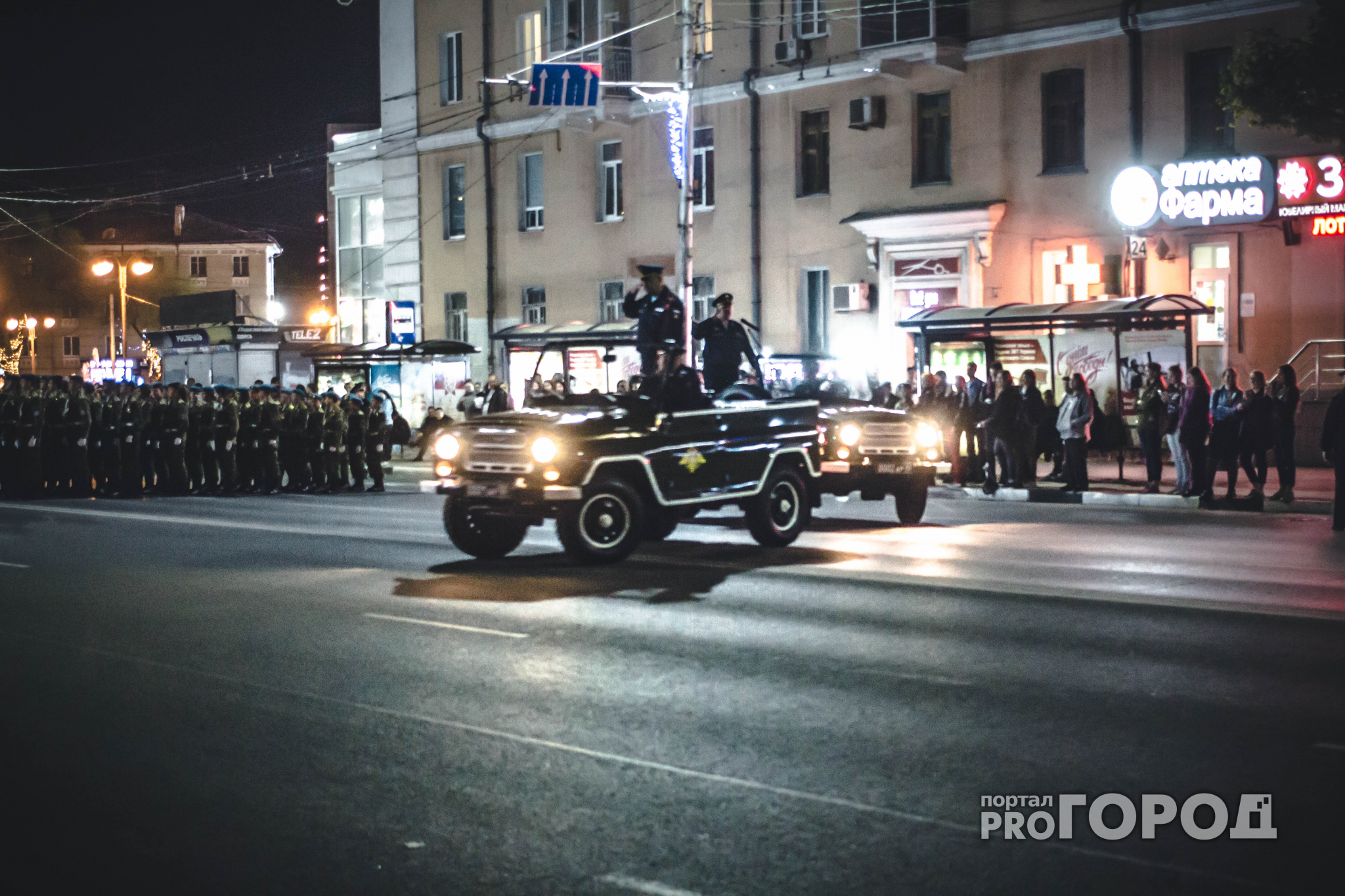 В Рязани состоялась ночная репетиция Парада Победы. Фоторепортаж