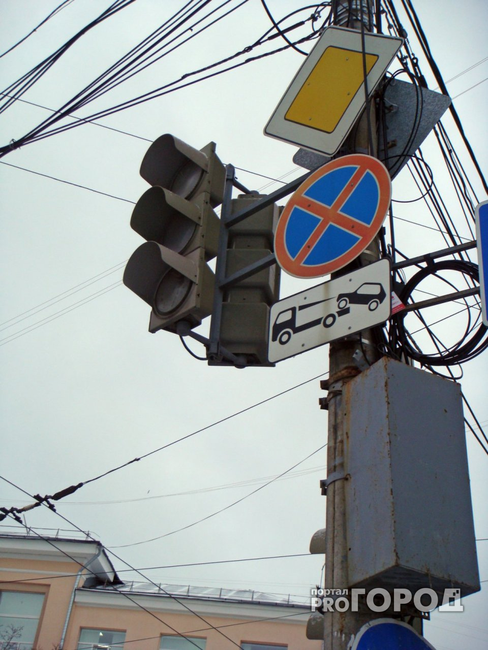 В Рязани заменят все старые светофоры на светодиодные