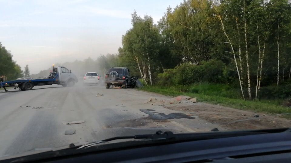 Под Рязанью в ДТП столкнулись сразу три автомобиля. Видео