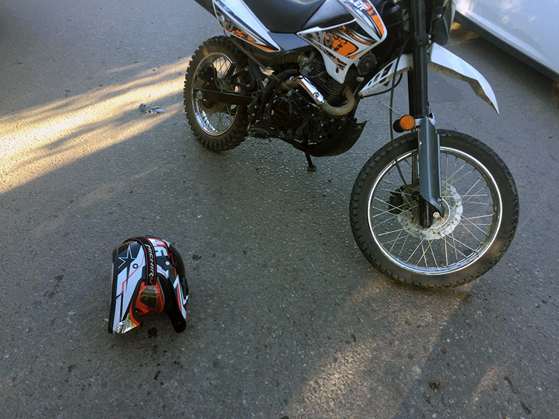 В Рязани 17-летний мотоциклист попал под колеса микроавтобуса