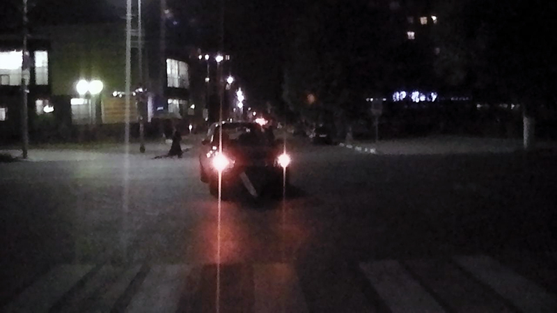 На улице Есенина 17-летний велосипедист попал под колеса автомобиля