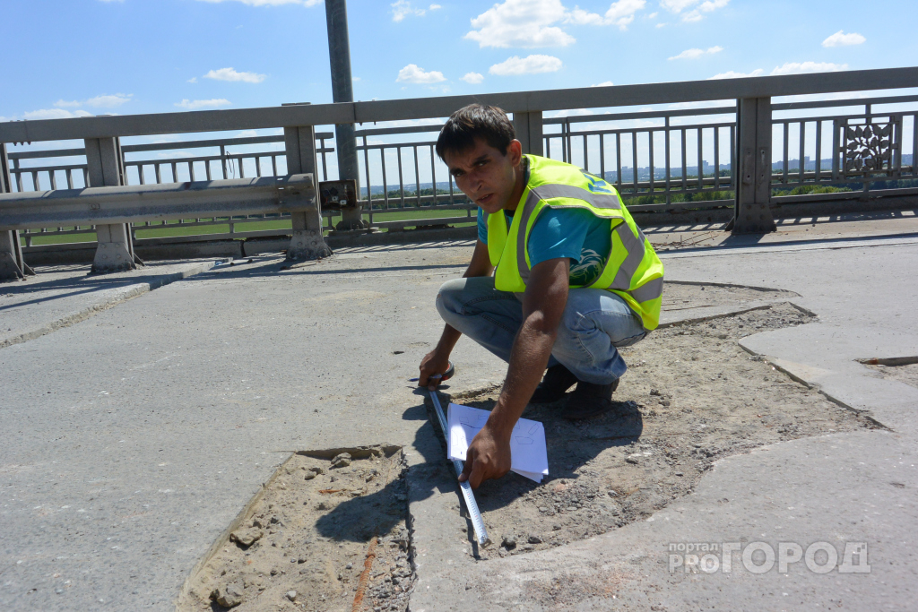 Часть покрытия на Солотчинском мосту придется переделать, но подрядчик обещает не затягивать сроки