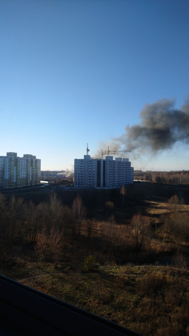 В Рязани на Московском произошел пожар - очевидцы