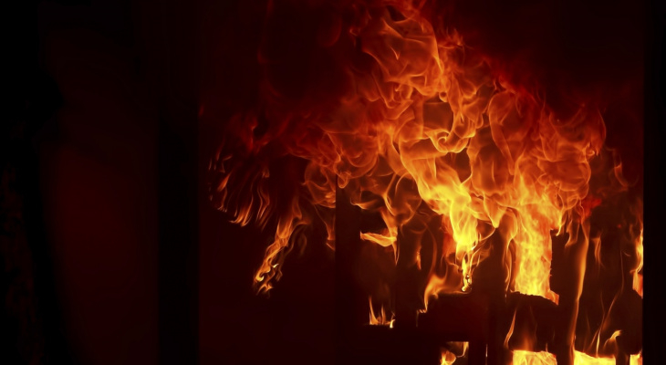 В Горроще сгорела квартира - один человек погиб, троих спасли