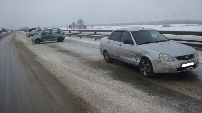 На трассе «Спас-Клепики – Рязань» столкнулось стразу три автомобиля: есть пострадавшие