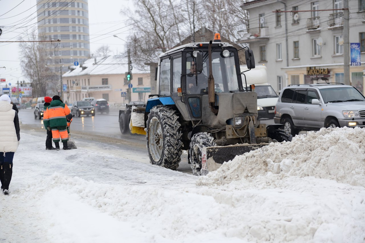 «Жители города ждут от нас позитивных изменений» - Любимов поручил закупить 30 снегоуборочных машин