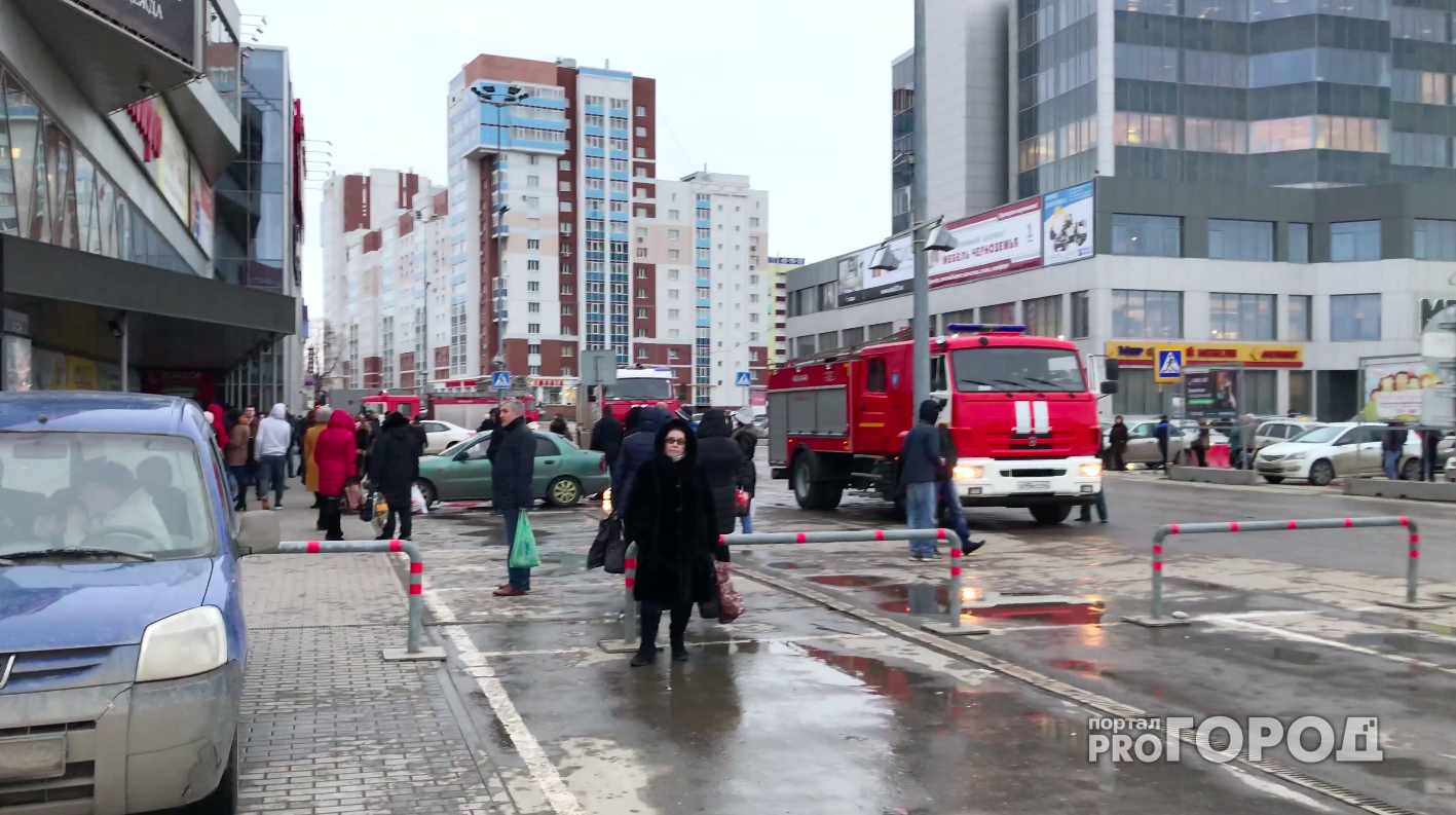 В ТД "Барс на Московском" эвакуировали посетителей