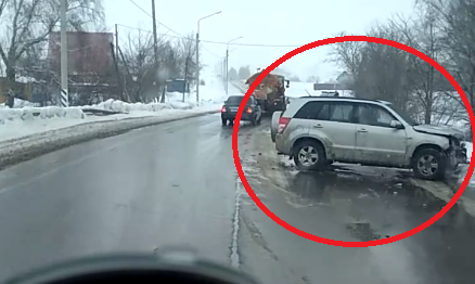 В селе Тырново произошла серьезная автомобильная авария: видео