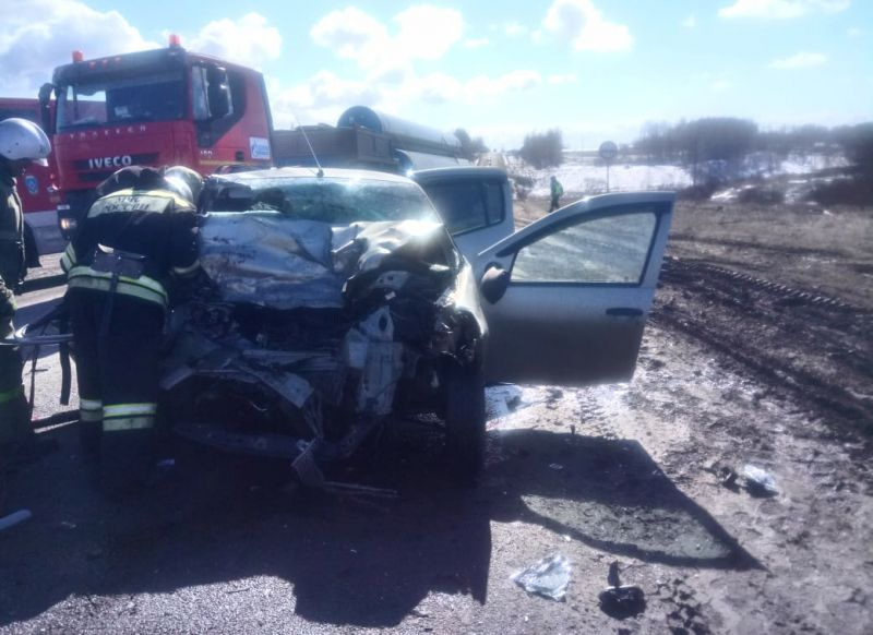 На трассе Шацк - Тамбов произошла серьёзная авария, в которой погибло три человека. Видео момента ДТП