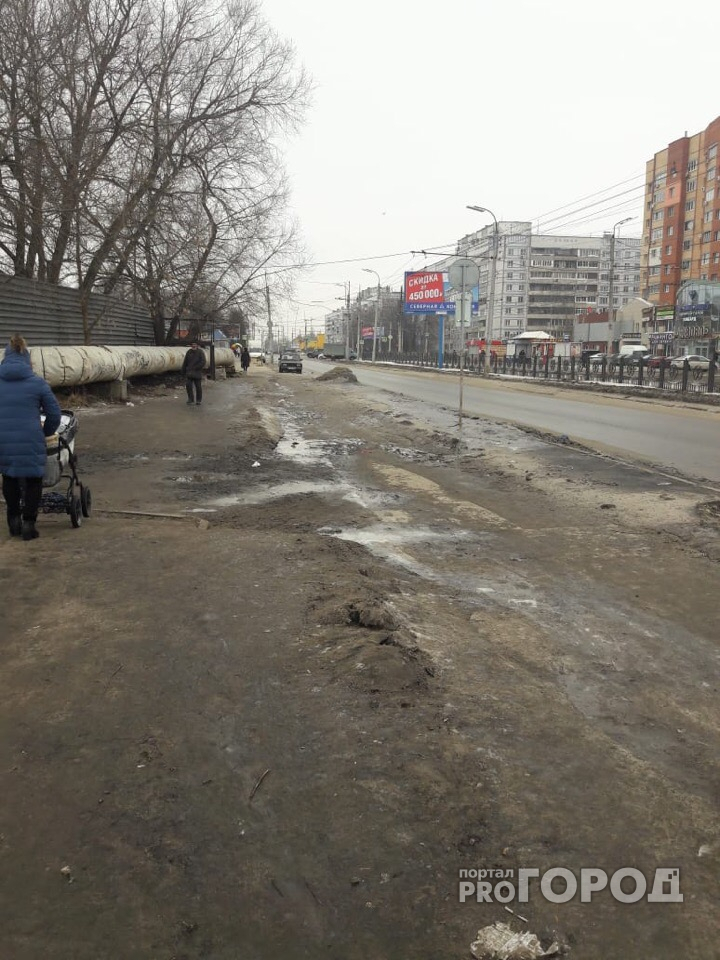 «Где в «Дашках» прячутся нормальные тротуары?»: рязанцы жалуются на грязные дороги
