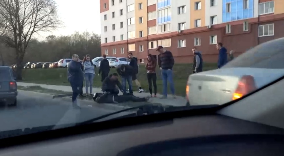 В Рязани на Окском проезде сбили мотоциклиста. Видео