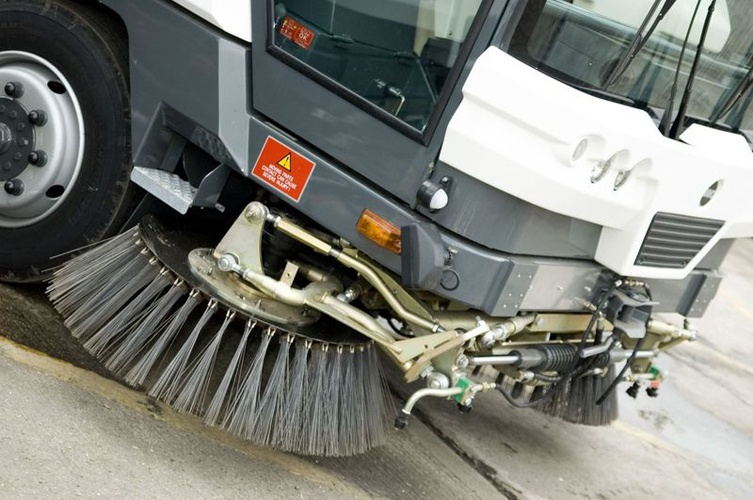 Рязанские тротуары будут чистить пылесосами