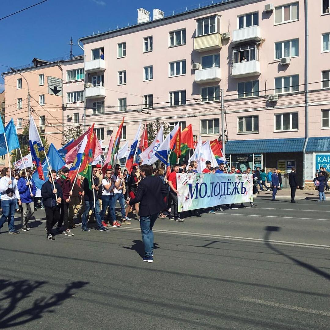 «Аккустическая "Де Спасито" и воодушевляющие лозунги»: как рязанцы ходили на Первомайскую демонстрацию