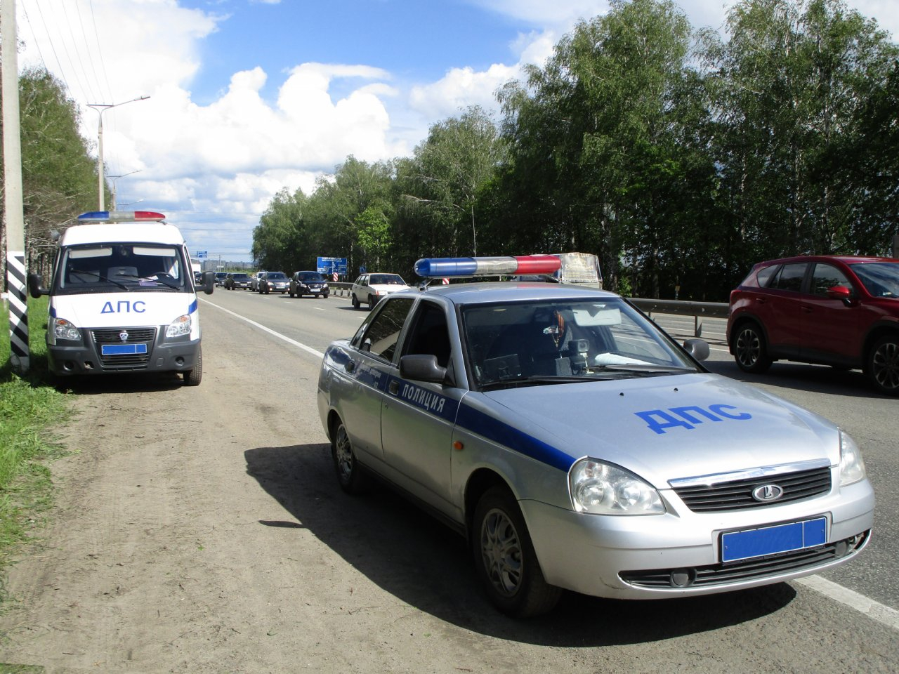 В Скопине водитель тёмной машины сбил девочку и скрылся с места аварии