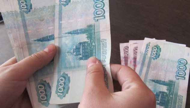 Рязанский предприниматель заплатит 10 тысяч штрафа за просроченную зарплату