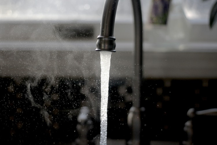 В понедельник в Рязани на семи улицах отключат горячую воду